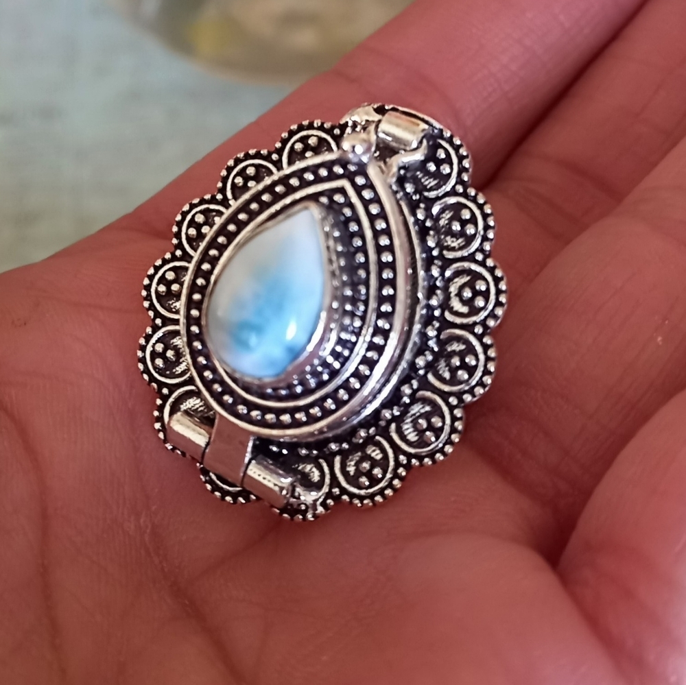 Poison Box Larimar Ring - Picture 5 of 7